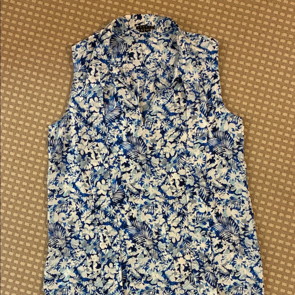 Theory 100% silk blouse